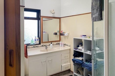 Photo of property in 21 Totara Street, Taradale, Napier, 4112