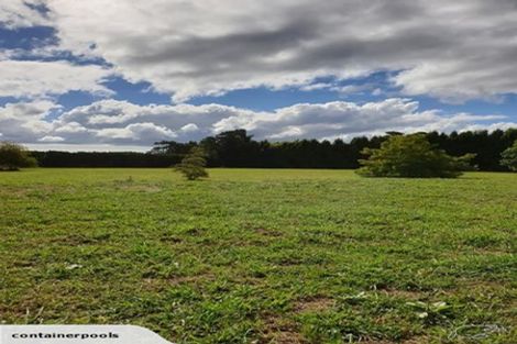 Photo of property in 138 Taupaki Road, Taupaki, 0782