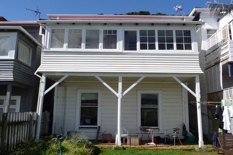 Photo of property in 22 Scarborough Terrace, Mount Victoria, Wellington, 6011