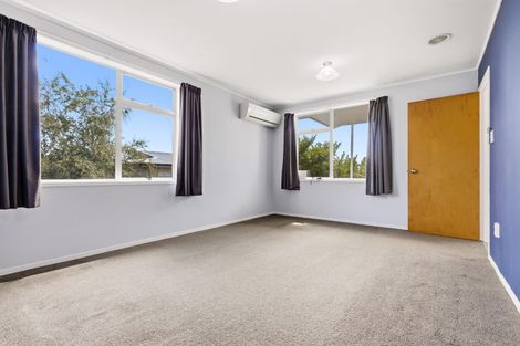 Photo of property in 86 Tamatea Road, Taupo, 3330