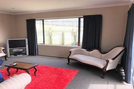 Photo of property in 20 Aotea Drive, Aotea, Porirua, 5024