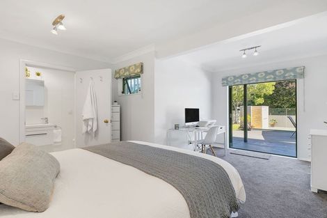 Photo of property in 12 Dowling Grove, Silverstream, Upper Hutt, 5019