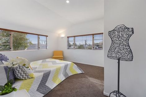 Photo of property in 139 Wilsons Road, Saint Martins, Christchurch, 8022