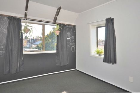 Photo of property in 2/506 Devonport Road, Tauranga South, Tauranga, 3112