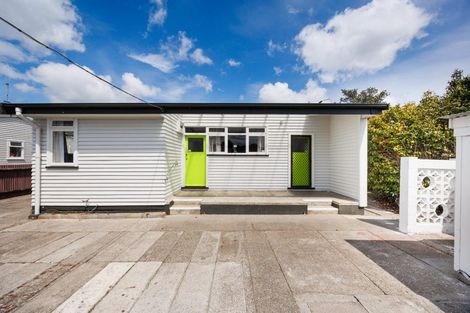 Photo of property in 74 Highbury Avenue, Highbury, Palmerston North, 4412