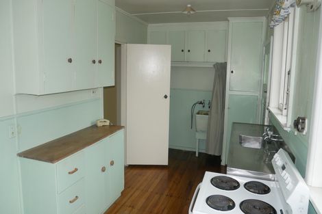 Photo of property in 10 Griffiths Street, Putaruru, 3411