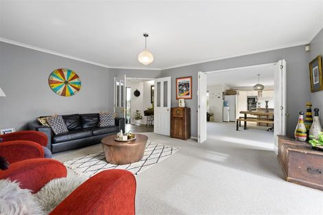 Photo of property in 37 Hereford Drive, Horsham Downs, Hamilton, 3281