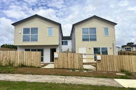 Photo of property in 9 Sheralee Place, Bucklands Beach, Auckland, 2014