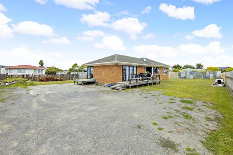 Photo of property in 18 President Avenue, Papakura, 2110