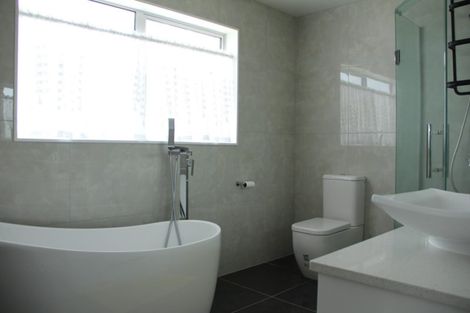 Photo of property in 3 Ascension Crescent, Orewa, 0931