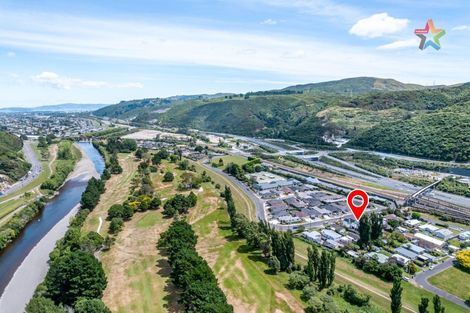 Photo of property in 10 Ford Road, Manor Park, Lower Hutt, 5019