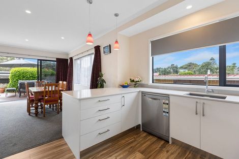 Photo of property in 14 Annandale Street, Lynmouth, New Plymouth, 4310