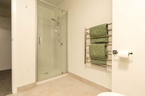 Photo of property in 102/63 Tonar Street, Northcote, Auckland, 0627