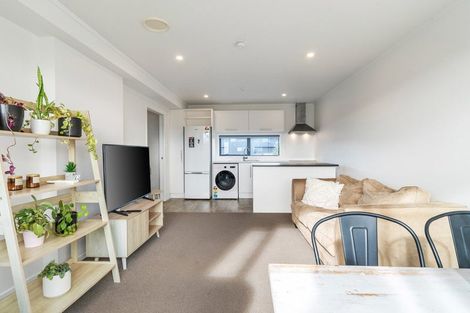 Photo of property in 18 Ashley Place, Papamoa Beach, Papamoa, 3118