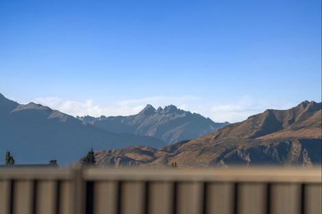 Photo of property in 11 Packer Road, Wanaka, 9382
