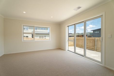 Photo of property in 31 Farnworth Terrace, Churton Park, Wellington, 6037