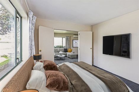 Photo of property in 214 Grove Road, Mayfair, Hastings, 4122