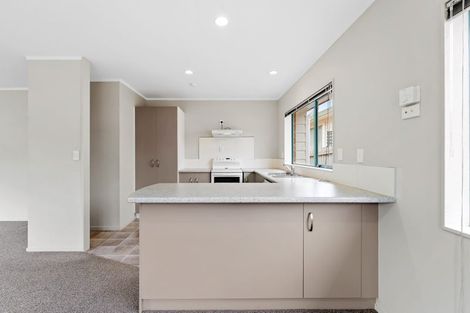 Photo of property in 1/52 Donald Street, Stanmore Bay, Whangaparaoa, 0932