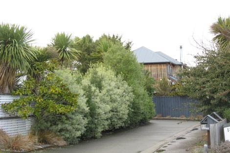 Photo of property in 20 Kinleys Lane, St Albans, Christchurch, 8014