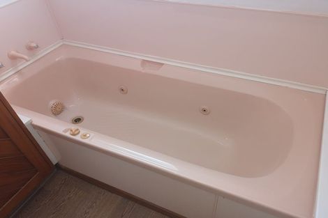 Photo of property in 59 Apsley Drive, Avonhead, Christchurch, 8042