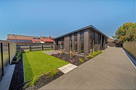 Photo of property in 2/557 Cranford Street, Papanui, Christchurch, 8052