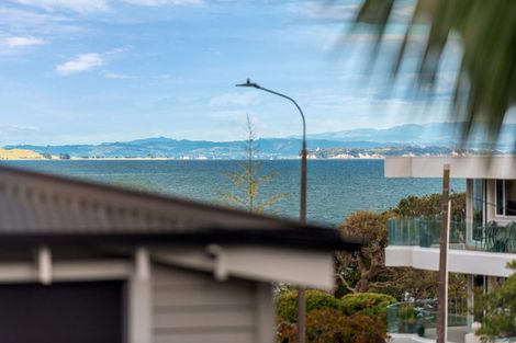 Photo of property in 1/2a Earnoch Avenue, Takapuna, Auckland, 0622