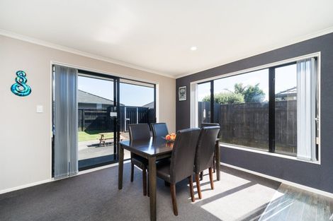 Photo of property in 23 Geneva Terrace, Kelvin Grove, Palmerston North, 4414