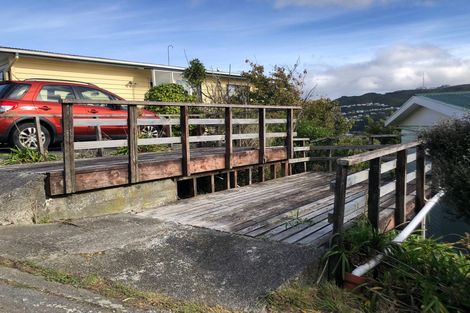Photo of property in 3 Anzia Way, Johnsonville, Wellington, 6037