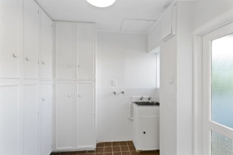 Photo of property in 12a Waiwera Crescent, Maupuia, Wellington, 6022