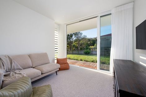 Photo of property in 5 Seaton Road, Murrays Bay, Auckland, 0630