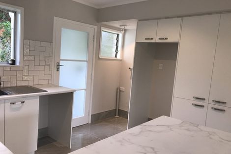 Photo of property in 3/200 Te Atatu Road, Te Atatu South, Auckland, 0610