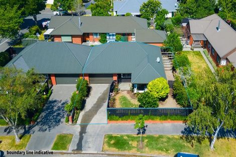 Photo of property in 92 Apsley Drive, Avonhead, Christchurch, 8042