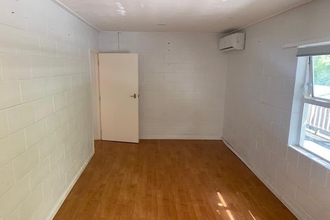 Photo of property in 190 Manuka Road, Bayview, Auckland, 0629