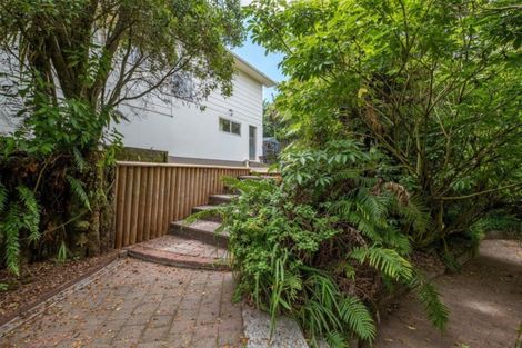 Photo of property in 13 Pembroke Road W, Stratford, 4332