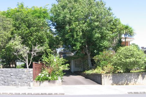 Photo of property in 10 Green Lane East, Remuera, Auckland, 1050