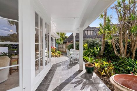 Photo of property in 6 Adonis Place, Half Moon Bay, Auckland, 2012