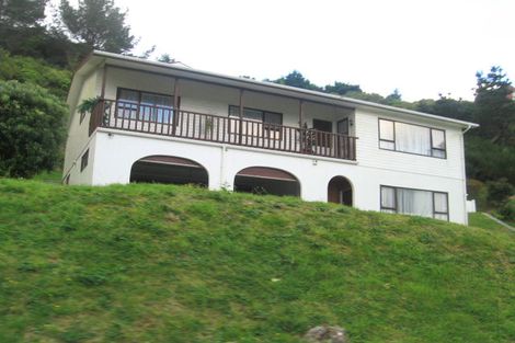 Photo of property in 37 Percy Dyett Drive, Karori, Wellington, 6012