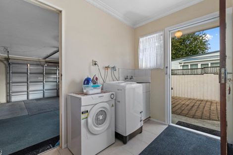 Photo of property in 489 Devonport Road, Tauranga South, Tauranga, 3112