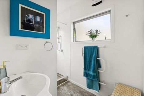 Photo of property in 44 Hunter Crescent, Wanaka, 9305