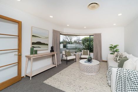 Photo of property in 86 Pahiatua Street, Hokowhitu, Palmerston North, 4410