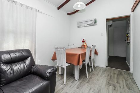 Photo of property in 11 Marion Place, Deanwell, Hamilton, 3206