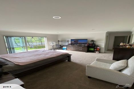 Photo of property in 22 Marwan Crescent, The Gardens, Auckland, 2105