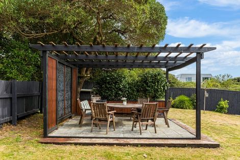 Photo of property in 3 Onepu Road, Pukerua Bay, 5026