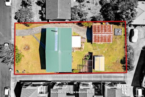 Photo of property in 50 Chilcott Road, Henderson, Auckland, 0612