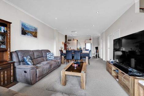 Photo of property in The Strand, 7/16 Ronald Street, Strandon, New Plymouth, 4312