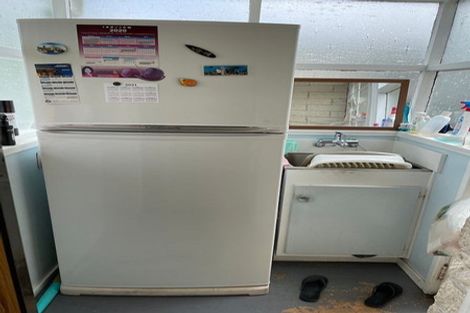 Photo of property in 2/17 Jenelin Road, Glendene, Auckland, 0602