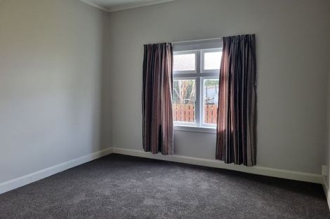 Photo of property in 15 Atkinson Street, Woodville, 4920