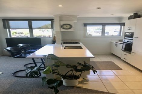 Photo of property in Salisbury Crown, 11/7 Salisbury Avenue, Mount Maunganui, 3116