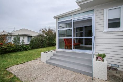 Photo of property in 17 Sillary Street, Hamilton East, Hamilton, 3216