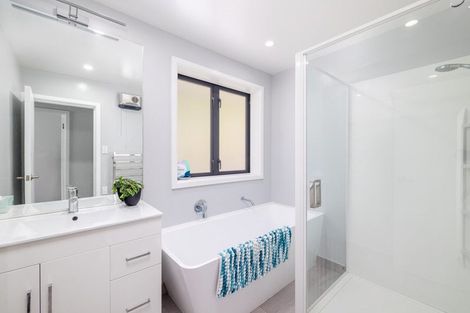 Photo of property in 10 Foster Terrace, Lyttelton, 8082